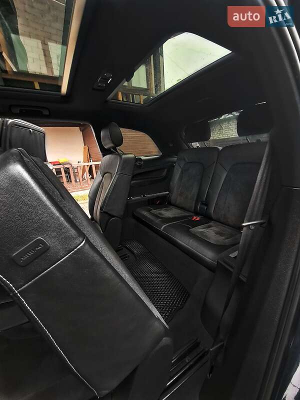 Внедорожник / Кроссовер Audi Q7 2011 в Буче