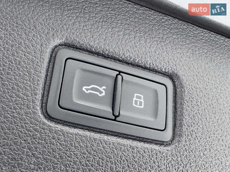 Внедорожник / Кроссовер Audi Q7 2018 в Ужгороде фото 24 Внедорожник / Кроссовер Audi Q7 2018 в Ужгороде