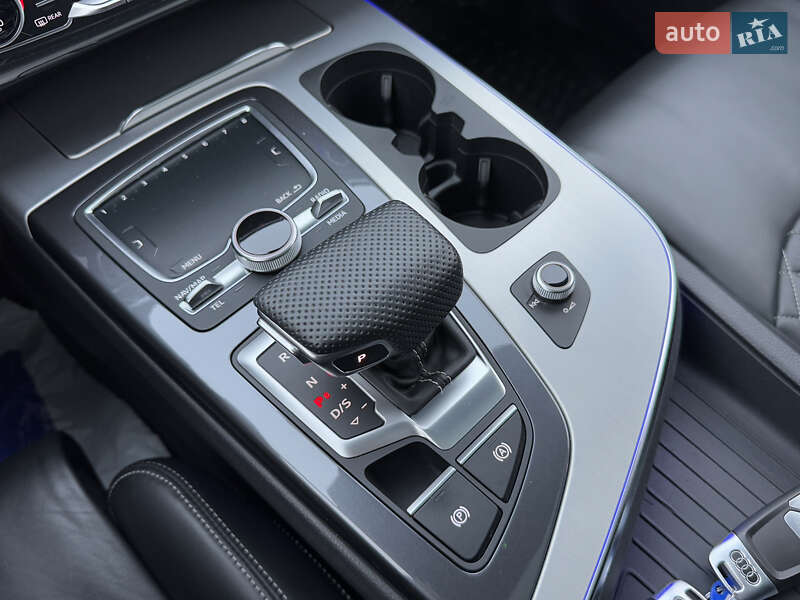 Внедорожник / Кроссовер Audi Q7 2018 в Ужгороде фото 78 Внедорожник / Кроссовер Audi Q7 2018 в Ужгороде