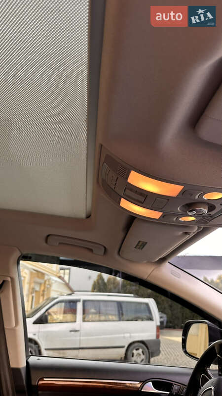 Позашляховик / Кросовер Audi Q7 2012 в Косові
