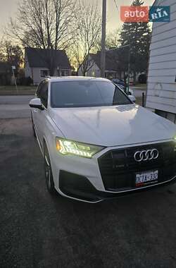 Внедорожник / Кроссовер Audi Q7 2020 в 