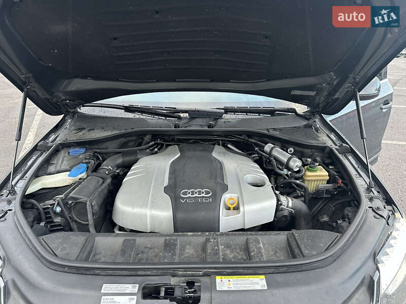 Позашляховик / Кросовер Audi Q7 2015 в Львові