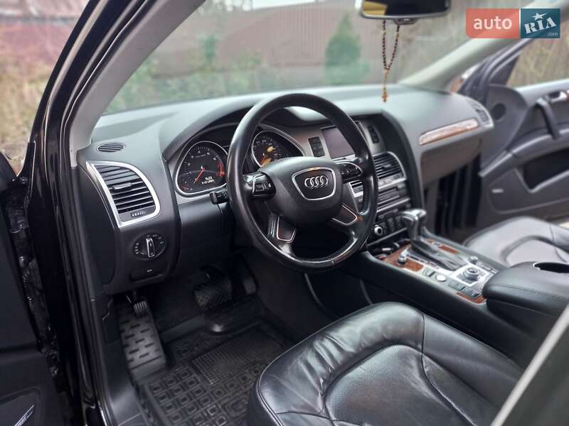 Позашляховик / Кросовер Audi Q7 2015 в Борисполі