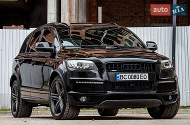 Позашляховик / Кросовер Audi Q7 2015 в 