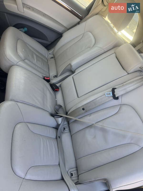 Внедорожник / Кроссовер Audi Q7 2012 в Кривом Роге