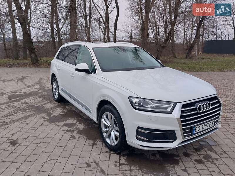 Внедорожник / Кроссовер Audi Q7 2018 в Бучаче