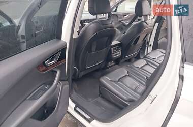 Внедорожник / Кроссовер Audi Q7 2018 в 