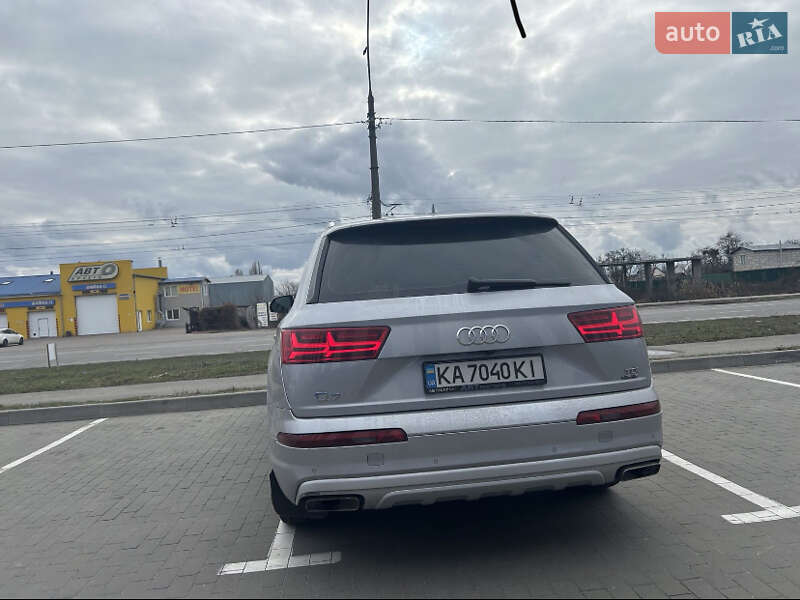 Внедорожник / Кроссовер Audi Q7 2015 в Белой Церкви