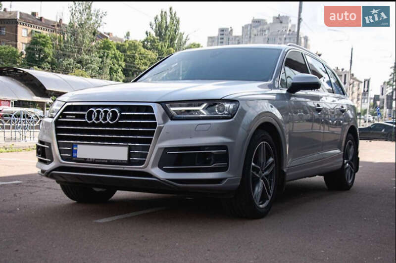 Внедорожник / Кроссовер Audi Q7 2015 в Белой Церкви