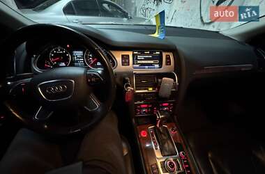 Позашляховик / Кросовер Audi Q7 2013 в Києві