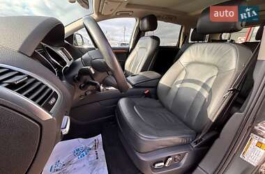 Внедорожник / Кроссовер Audi Q7 2014 в 
