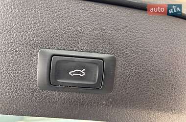 Внедорожник / Кроссовер Audi Q7 2014 в 