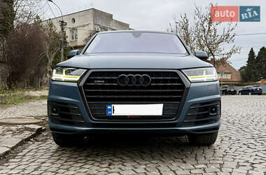 Внедорожник / Кроссовер Audi Q7 2016 в Киеве