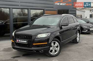 Позашляховик / Кросовер Audi Q7 2010 в 