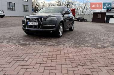 Позашляховик / Кросовер Audi Q7 2007 в Рівному