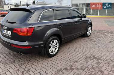 Внедорожник / Кроссовер Audi Q7 2007 в 