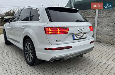 Позашляховик / Кросовер Audi Q7 2016 в Львові