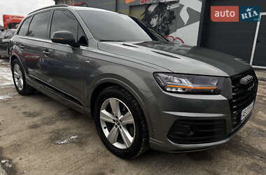 Audi Q7 2017