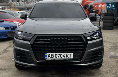 Позашляховик / Кросовер Audi Q7 2017 в Житомирі