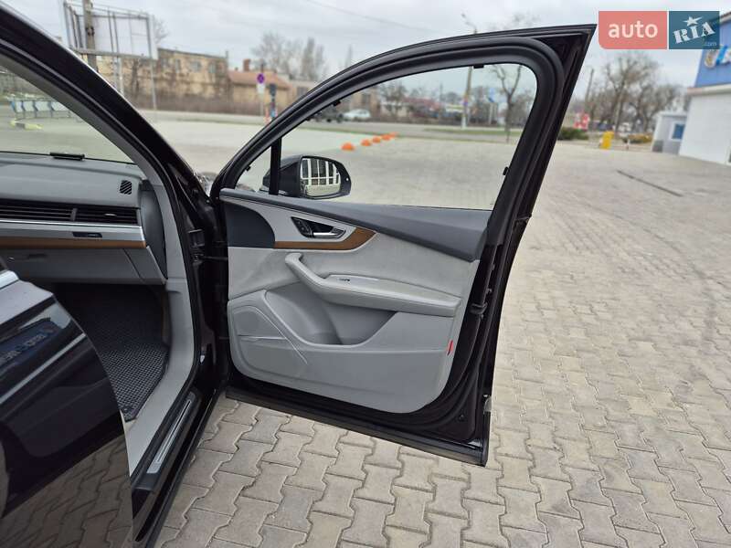 Внедорожник / Кроссовер Audi Q7 2015 в Одессе фото 19 Внедорожник / Кроссовер Audi Q7 2015 в Одессе