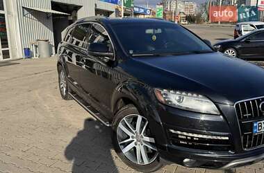 Внедорожник / Кроссовер Audi Q7 2011 в 
