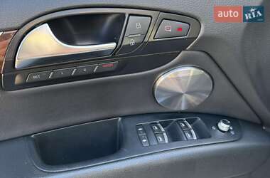 Внедорожник / Кроссовер Audi Q7 2011 в 