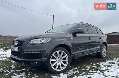 Внедорожник / Кроссовер Audi Q7 2014 в 