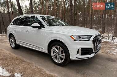 Внедорожник / Кроссовер Audi Q7 2021 в Киеве