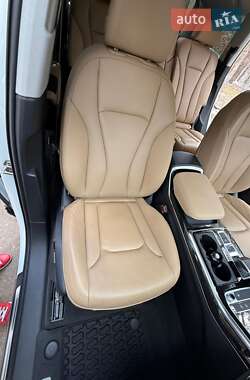 Внедорожник / Кроссовер Audi Q7 2021 в 