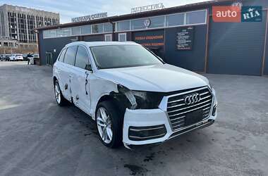 Позашляховик / Кросовер Audi Q7 2017 в Львові