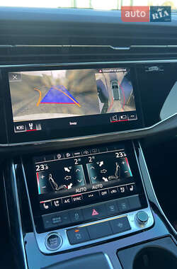 Внедорожник / Кроссовер Audi Q7 2021 в 