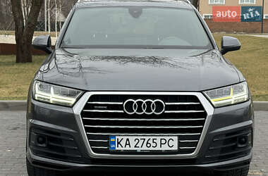 Позашляховик / Кросовер Audi Q7 2016 в Києві