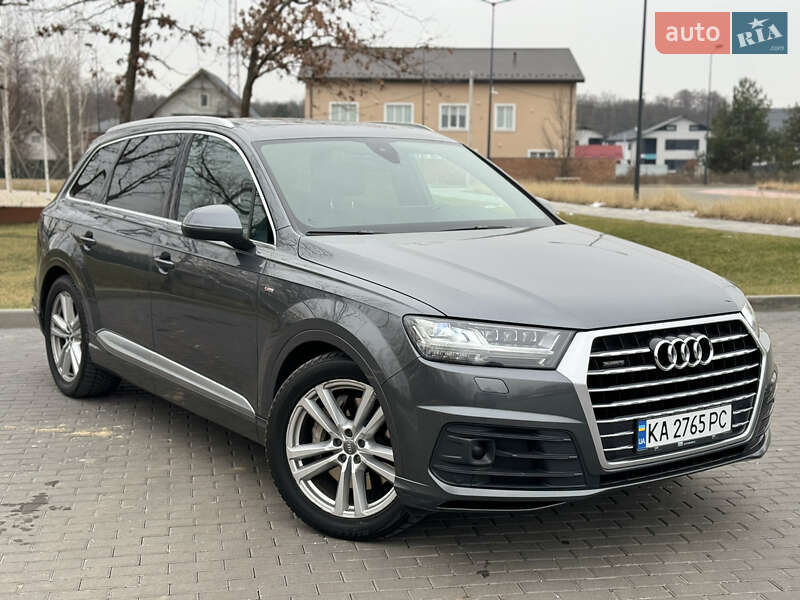 Позашляховик / Кросовер Audi Q7 2016 в Києві