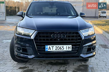 Позашляховик / Кросовер Audi Q7 2017 в Івано-Франківську