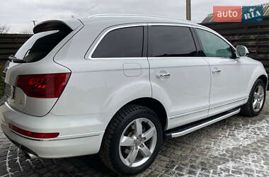 Внедорожник / Кроссовер Audi Q7 2013 в 