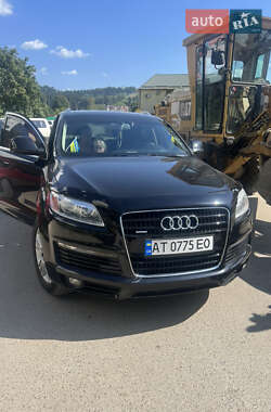 Внедорожник / Кроссовер Audi Q7 2009 в 