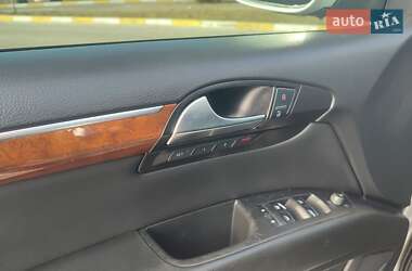 Внедорожник / Кроссовер Audi Q7 2007 в 