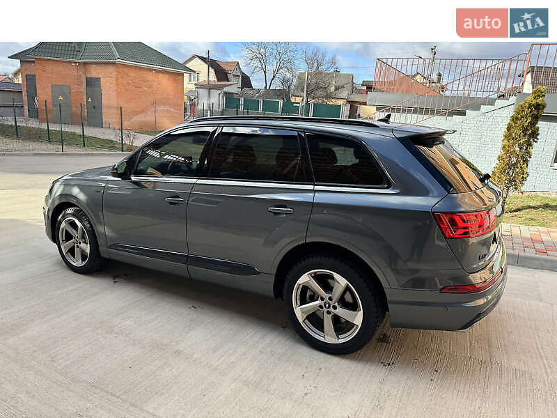 Внедорожник / Кроссовер Audi Q7 2018 в Киеве фото 9 Внедорожник / Кроссовер Audi Q7 2018 в Киеве