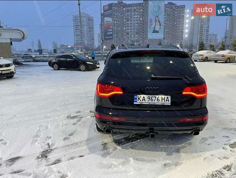Позашляховик / Кросовер Audi Q7 2013 в Дніпрі