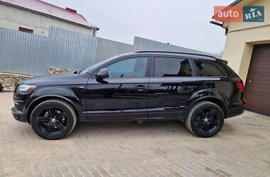 Позашляховик / Кросовер Audi Q7 2013 в 