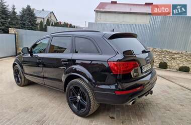 Позашляховик / Кросовер Audi Q7 2013 в 