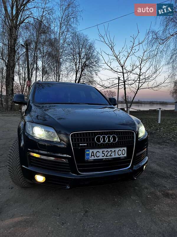 Внедорожник / Кроссовер Audi Q7 2008 в Луцке