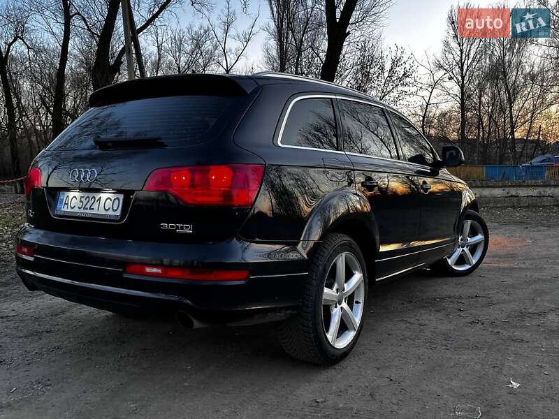 Внедорожник / Кроссовер Audi Q7 2008 в Луцке