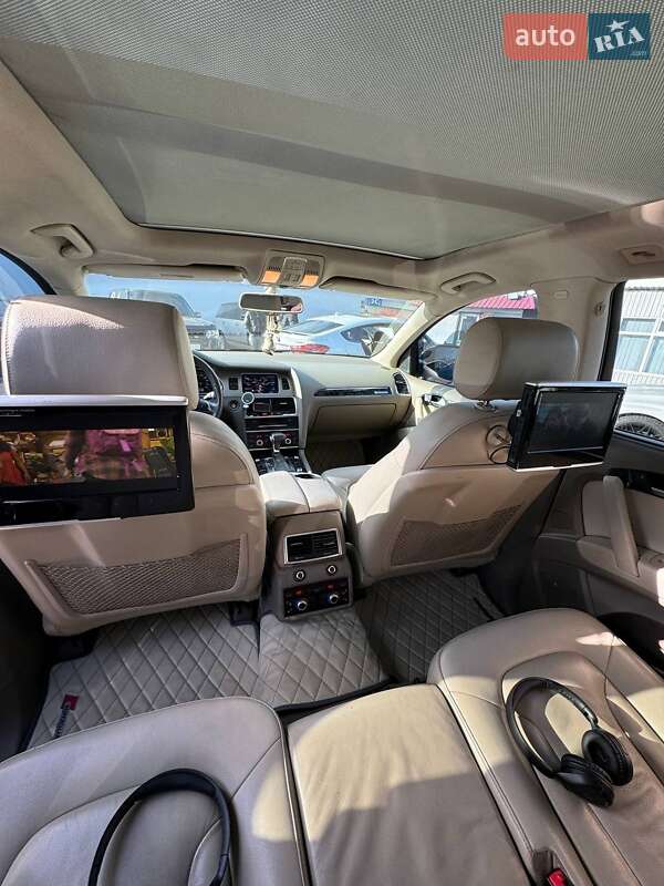 Внедорожник / Кроссовер Audi Q7 2014 в Киеве