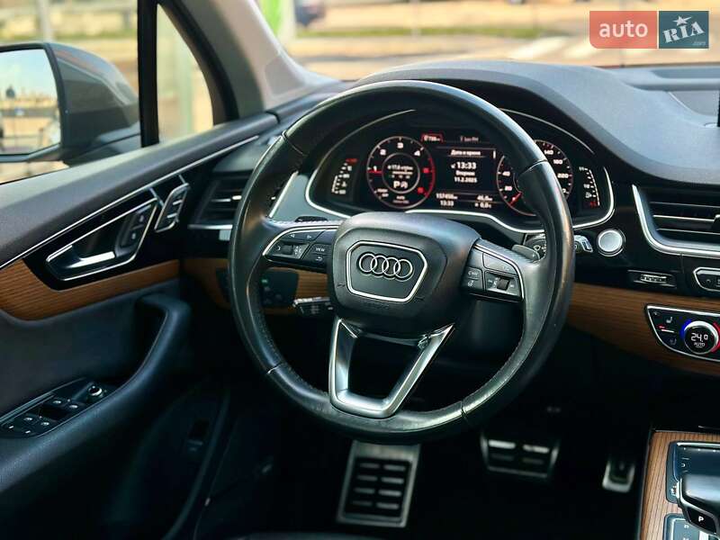 Позашляховик / Кросовер Audi Q7 2015 в Одесі