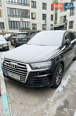 Позашляховик / Кросовер Audi Q7 2019 в Києві