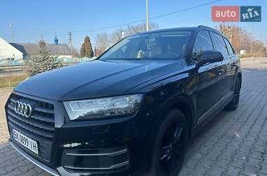 Позашляховик / Кросовер Audi Q7 2015 в Рівному