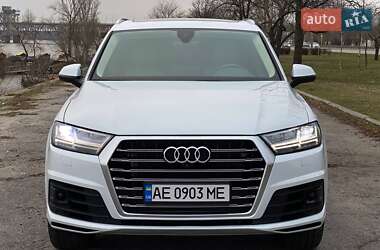 Позашляховик / Кросовер Audi Q7 2017 в Дніпрі