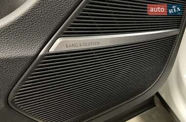 Внедорожник / Кроссовер Audi Q7 2024 в 
