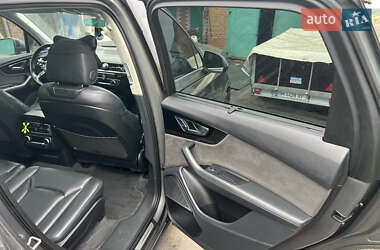 Внедорожник / Кроссовер Audi Q7 2015 в Сумах